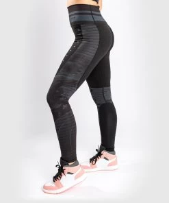 Venum YKZ21 Leggings - MMA Factory -Boxing Equipment Store 68df3dbe6b8295b3f57cb505838f4428b48155f2 legging ykz black black 03