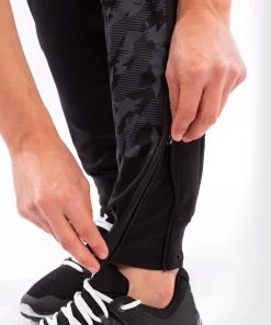 UFC Venum Authentic Fight Week Women's Pants - MMA Factory 18 UFC Venum Authentic Fight Week Women's Pants - MMA Factory -Boxing Equipment Store 99 6