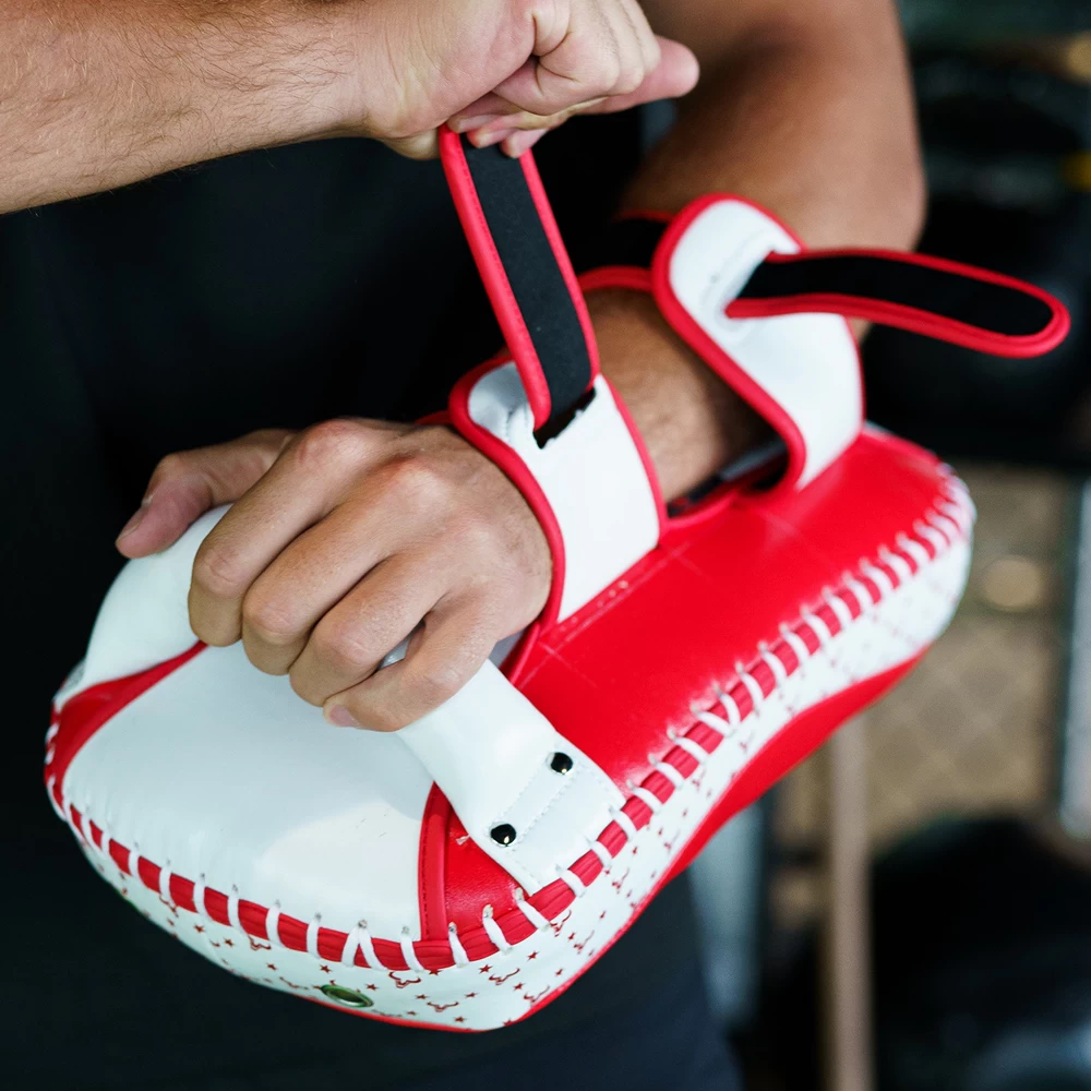 Viking Diablo Curved Pro Leather Thai Pads (Heavy Duty) - MMA Factory 20 Viking Diablo Curved Pro Leather Thai Pads (Heavy Duty) - MMA Factory - Image 18