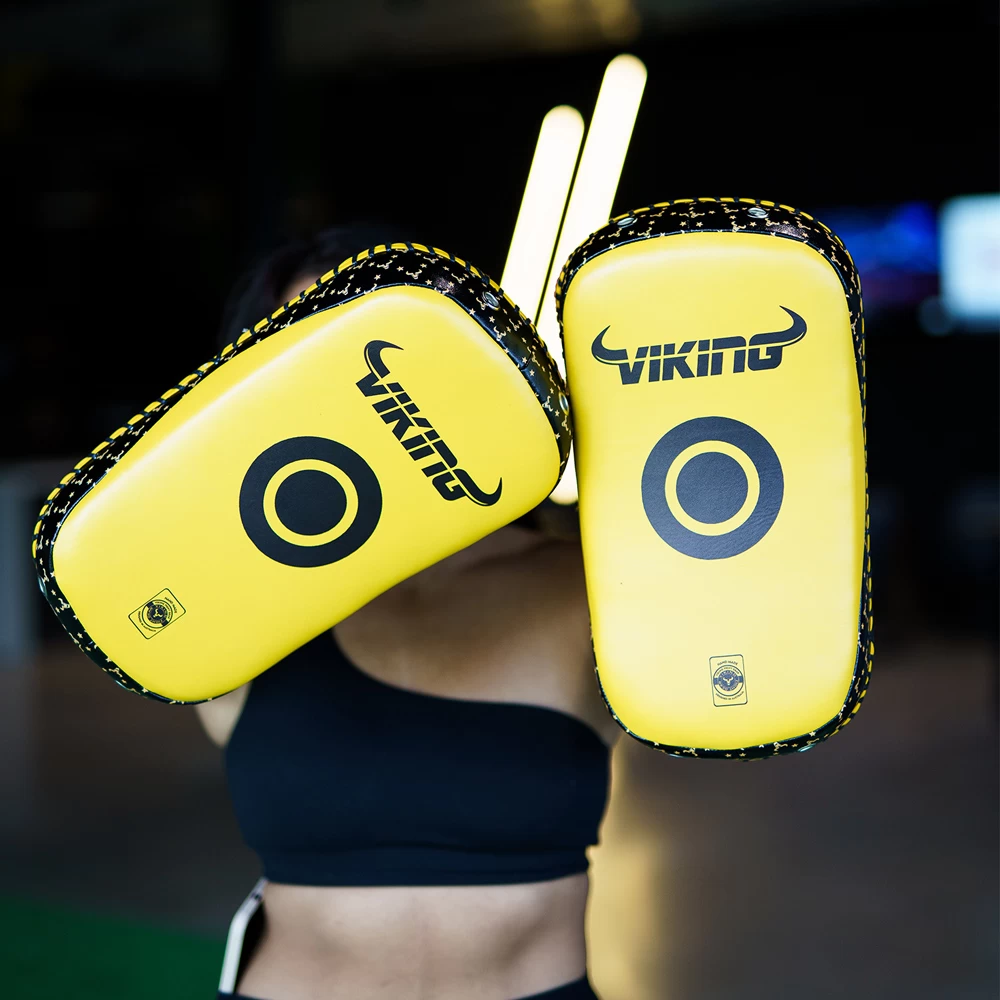 Viking Diablo Curved Pro Leather Thai Pads (Heavy Duty) - MMA Factory 11 Viking Diablo Curved Pro Leather Thai Pads (Heavy Duty) - MMA Factory - Image 9