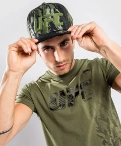 UFC Venum Authentic Fight Week Men's Performance Short Sleeve T-Shirt - MMA Factory -Boxing Equipment Store cf1e2b355e8a58fc86c2553dccdef69763025c3f VNMUFC 00052 015 02